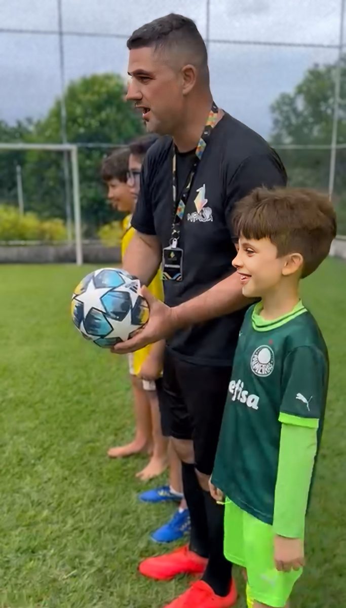 Futebol &mdash; recrea&ccedil;&atilde;o conduzida
